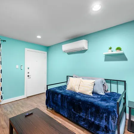 1-Bedroom Haven In Murworth, Close To Medical Center Houston Exterior photo