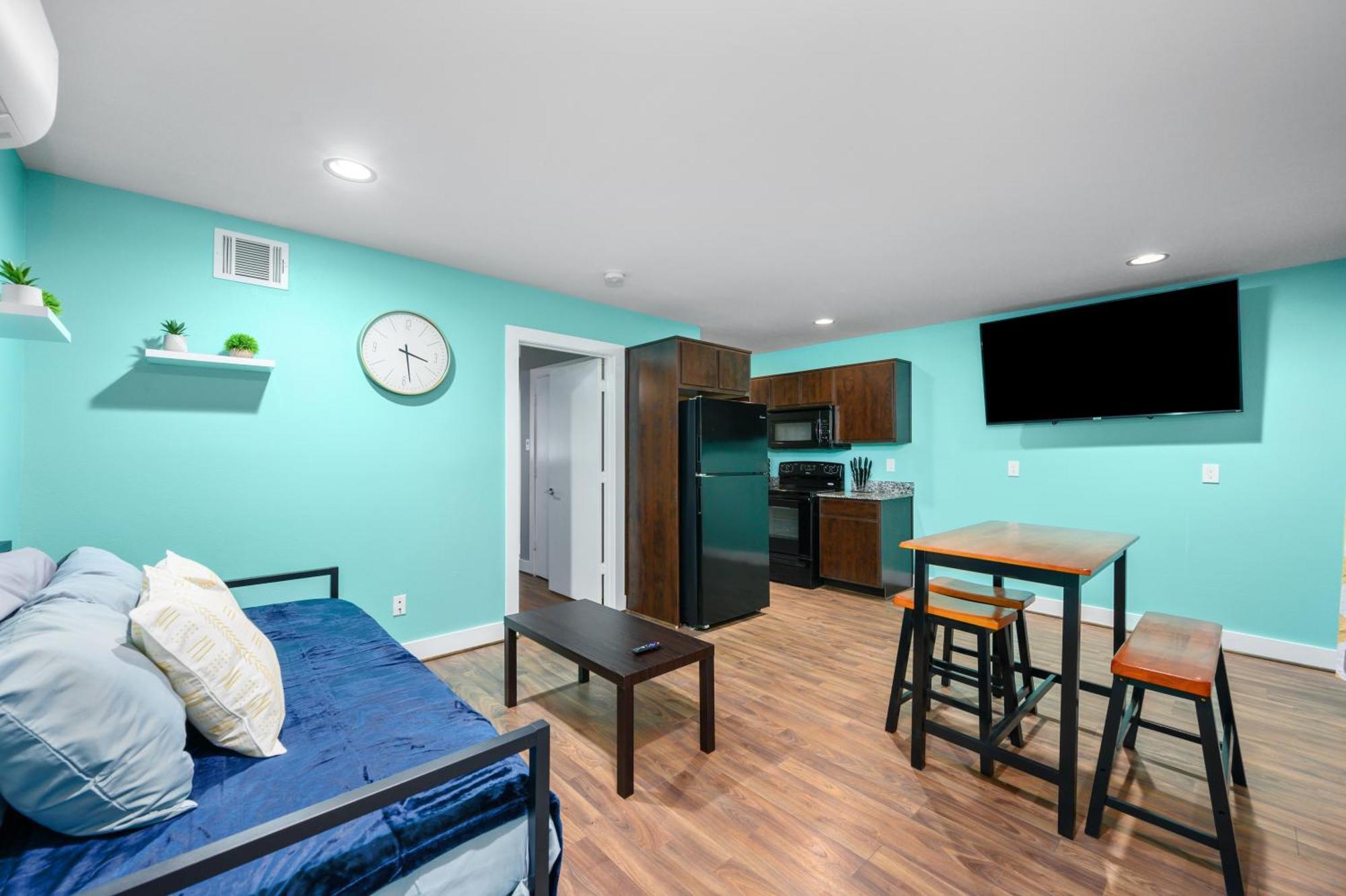1-bedroom Haven In Murworth, Close To Medical Center Appartement